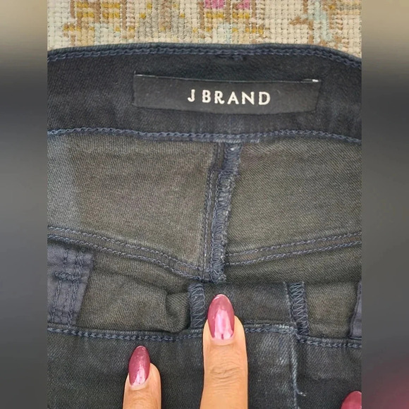 J Brand "Maria" Dark Blue, Skinny, Denim Jeans, sz 29 (Professionally Shorten). - Picture 2 of 7